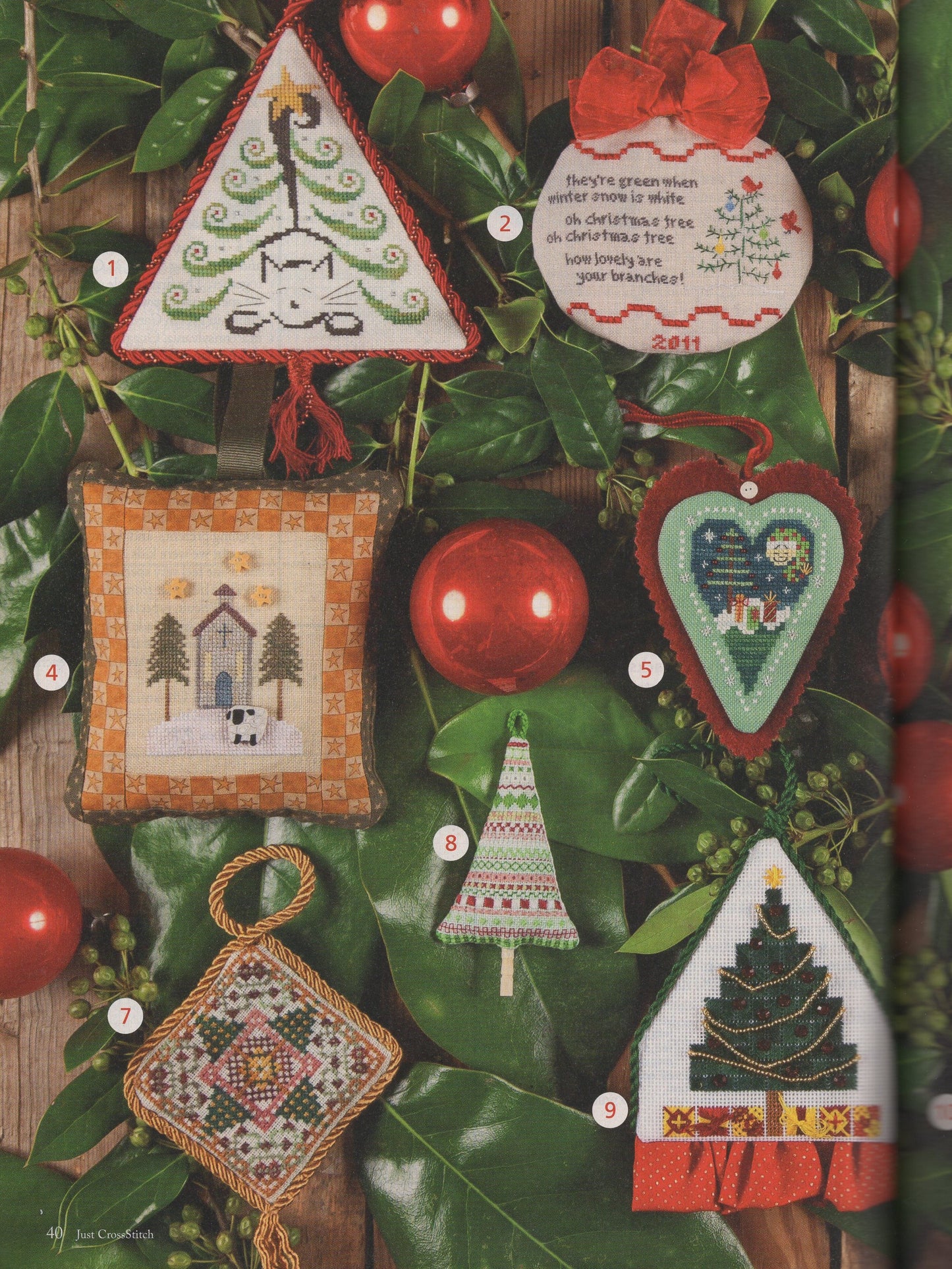 Just Cross Stitch, Volume 29, Number 6, Christmas 2011
