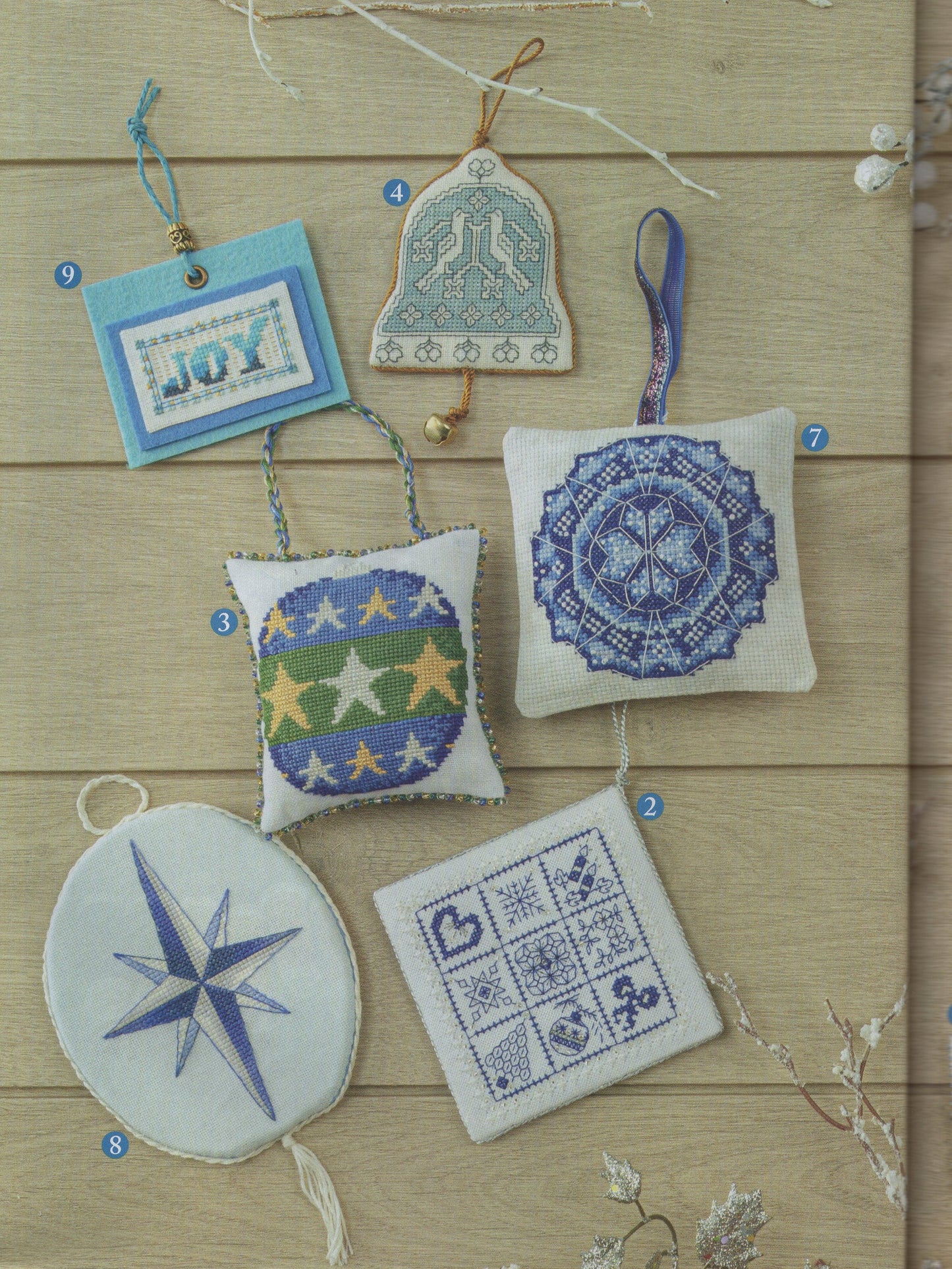 Just Cross Stitch, Volume 38, Number 6, Christmas 2020