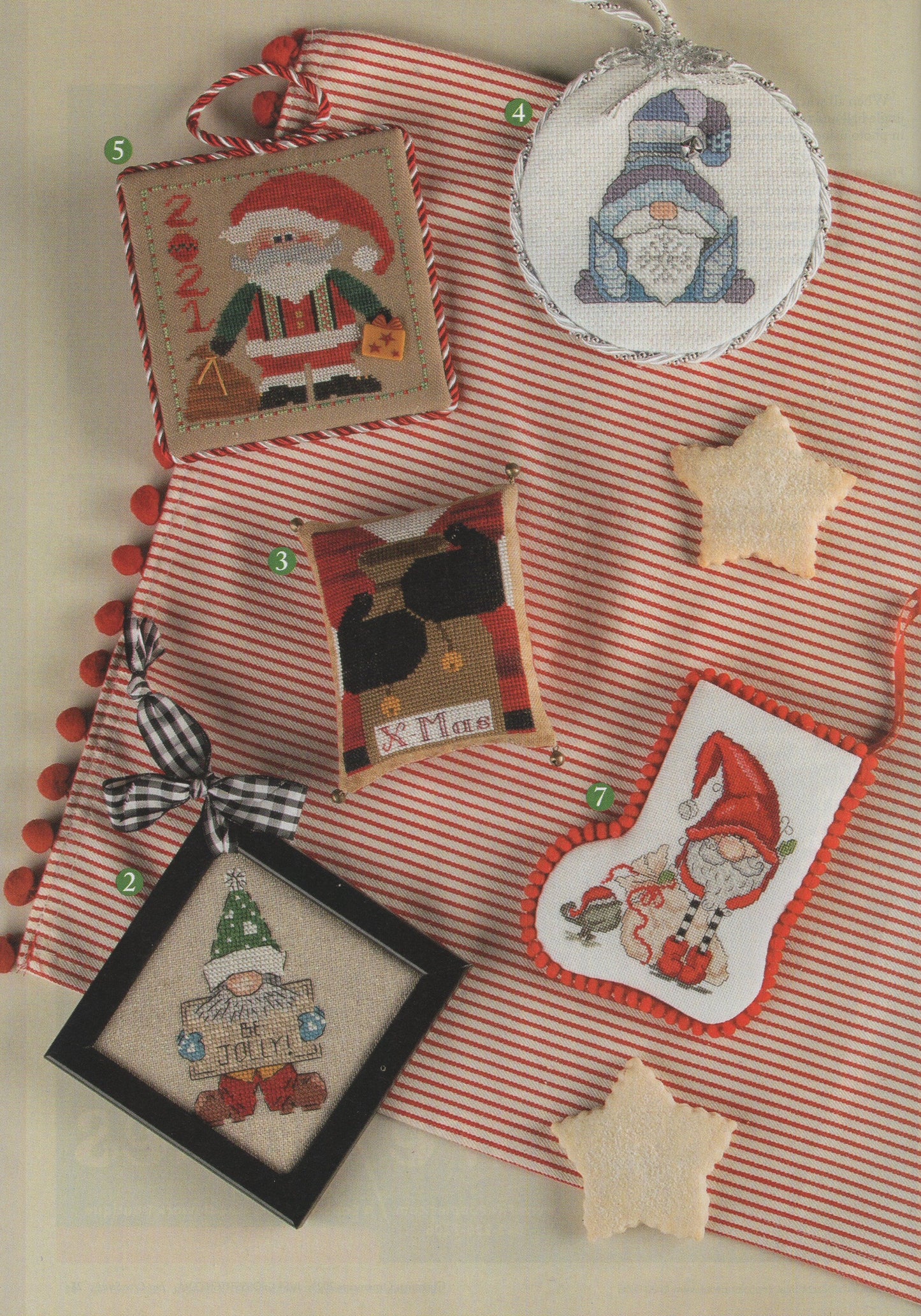 Just Cross Stitch, Volume 38, Number 6, Christmas 2021