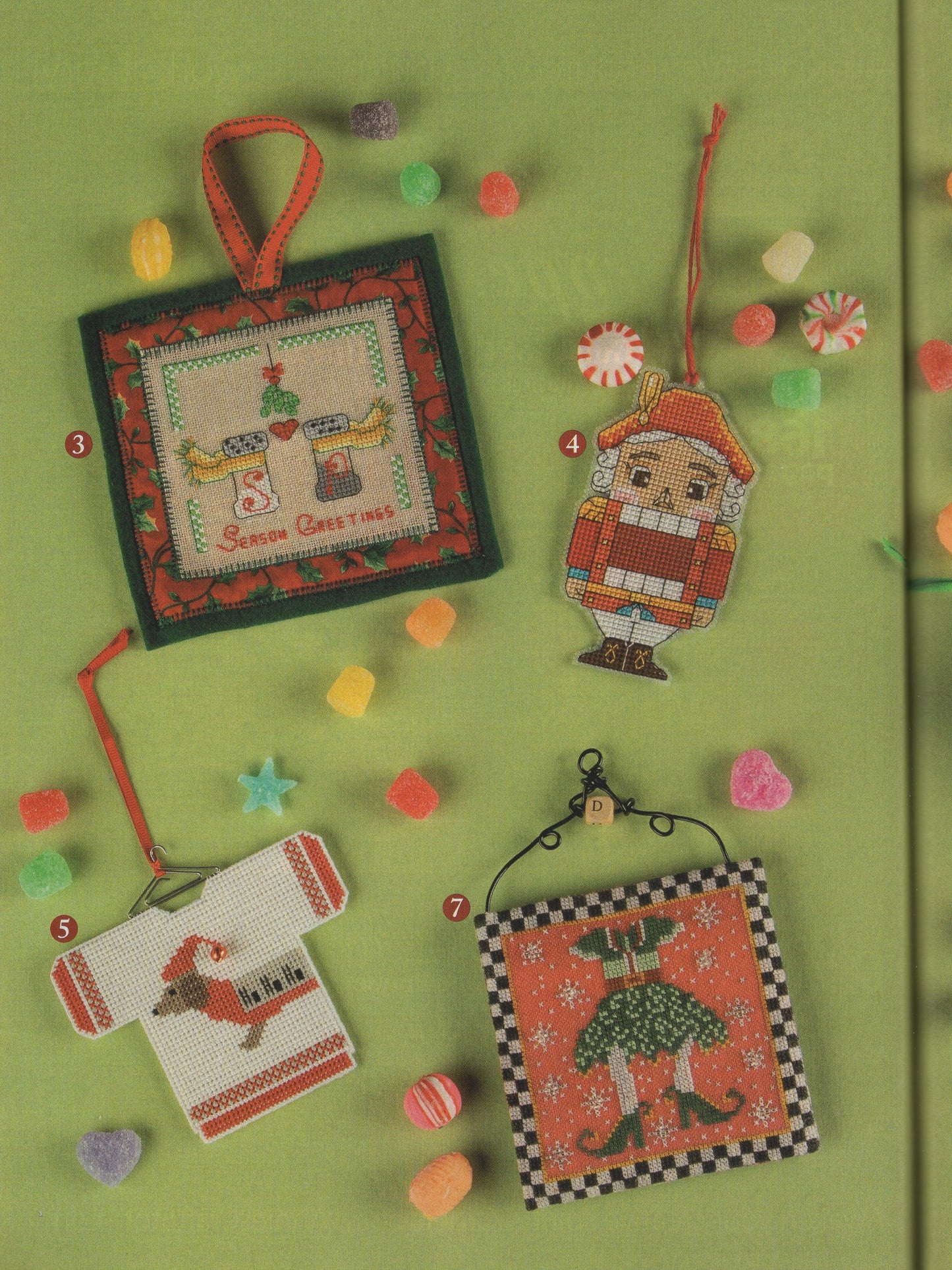 Just Cross Stitch, Volume 38, Number 6, Christmas 2021