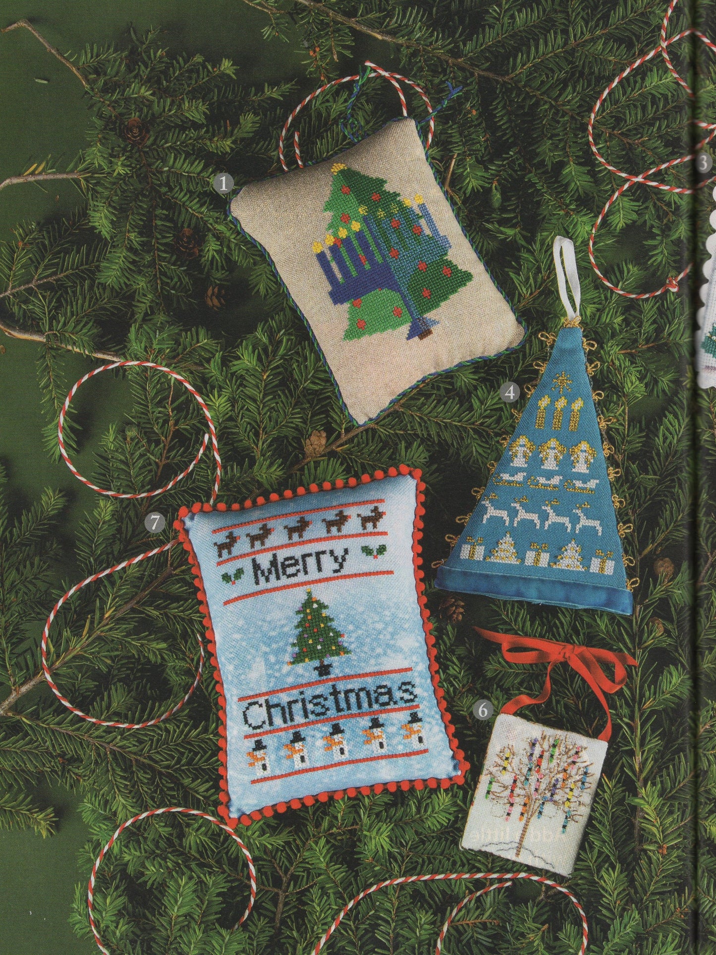 Just Cross Stitch, Volume 38, Number 6, Christmas 2021