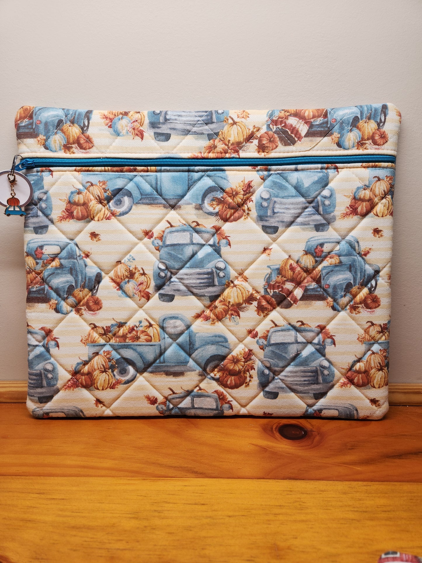 project bag with quilted front - antique truck with pumpkins