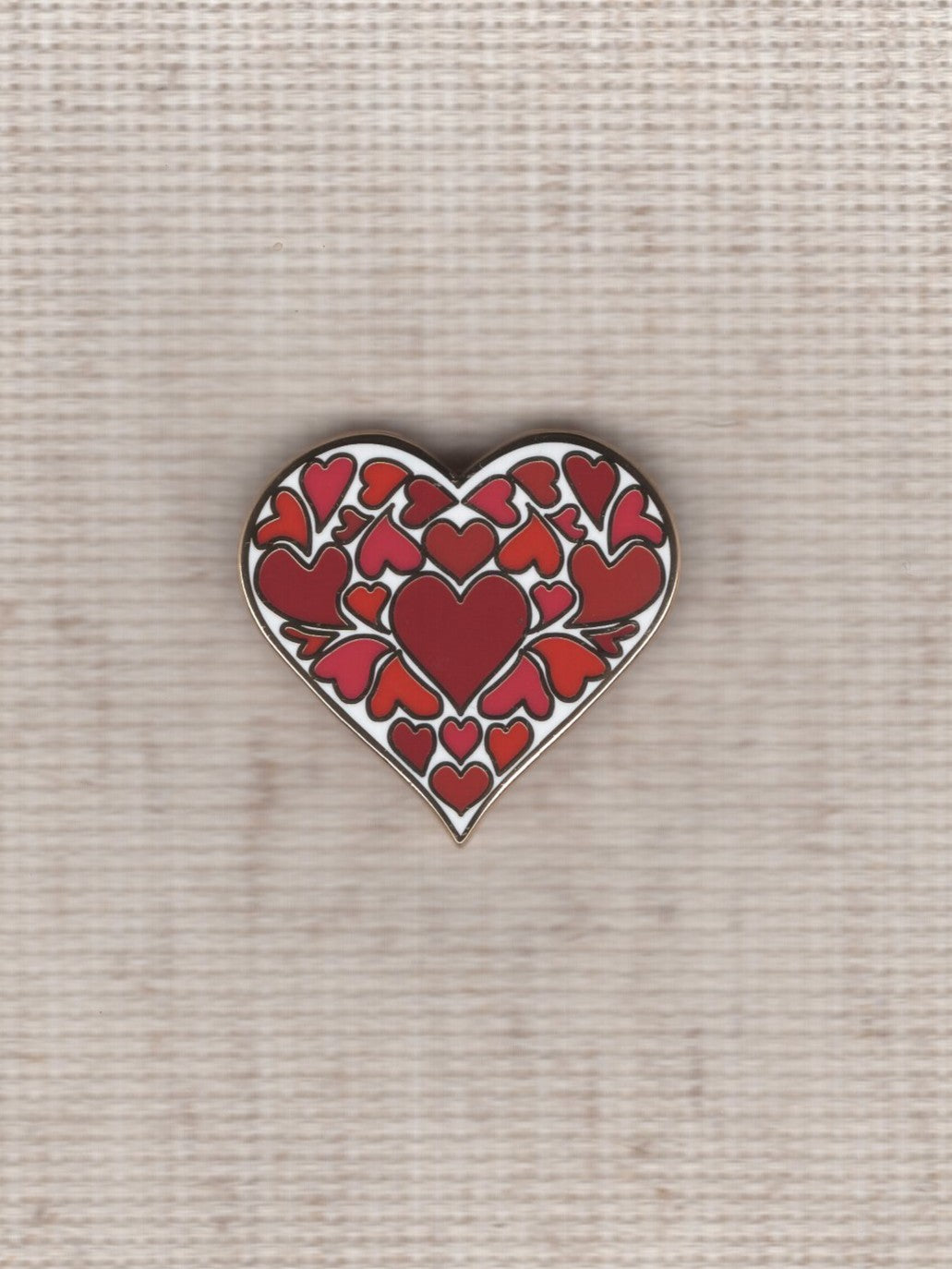 red hearts needle minder