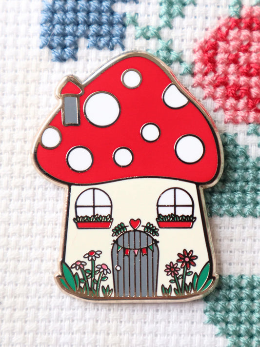 mushroom house needle minder
