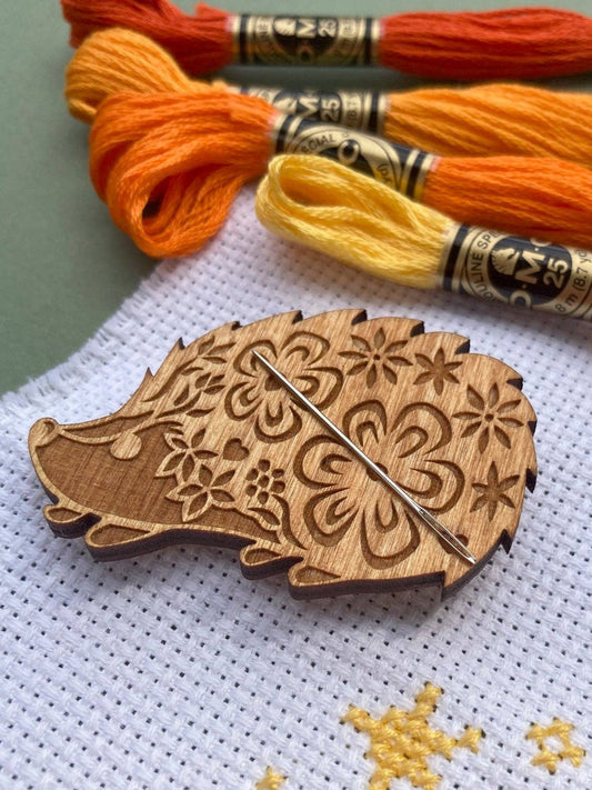 hedgehog needle minder