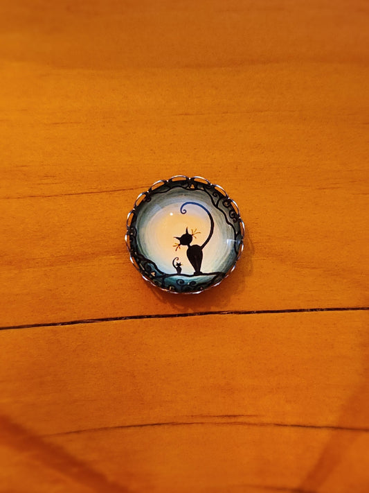 Luna needle minder
