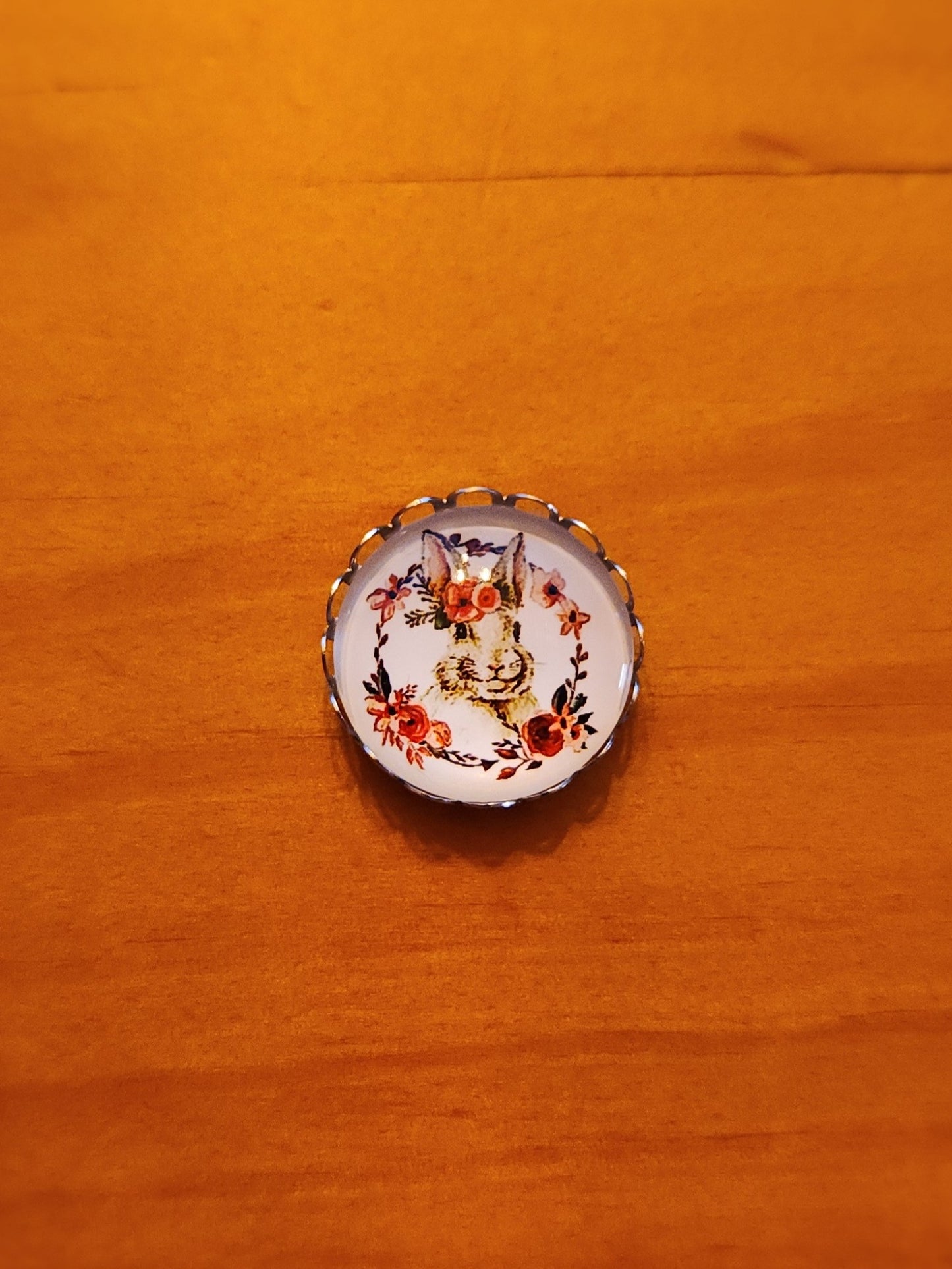 Olivia Hare needle minder