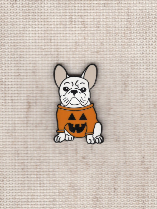 Halloween bulldog needle minder