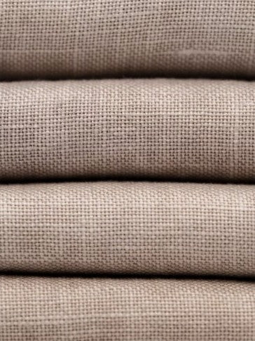 Rhyolite - 32 count - linen