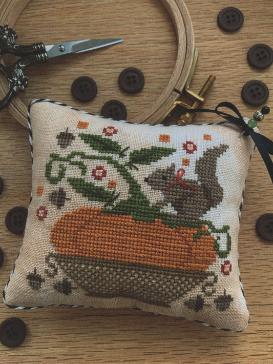 Pumpkin Basket Pinkeep - # 41