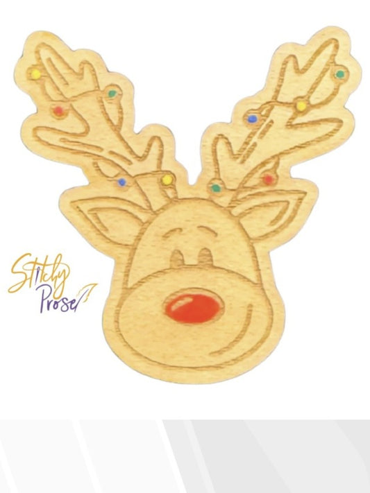 wooden reindeer needle minder