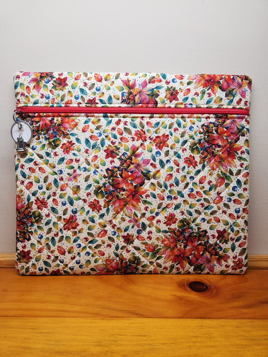 project bag with quilted front - poinsettia