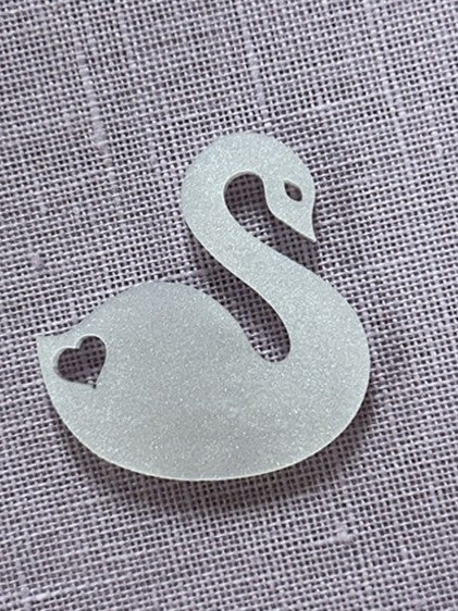 Genevieve needle minder