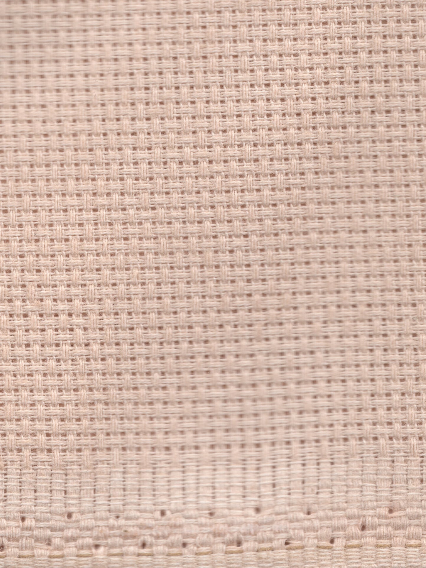 Almond - 14 count - Aida